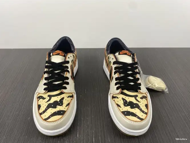 Reps TBkick DH6932-100 Jordan Low 1 Tiger of OG Year Air the 0525